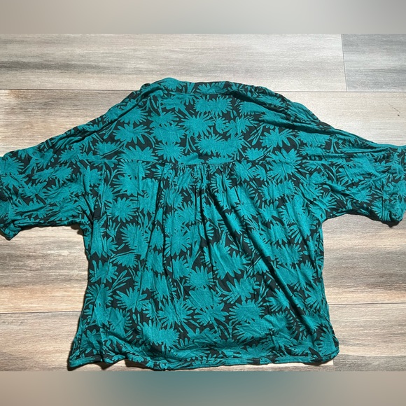 Anthropologie Akemi +‎ Kin Women Top- Small - Picture 6 of 8